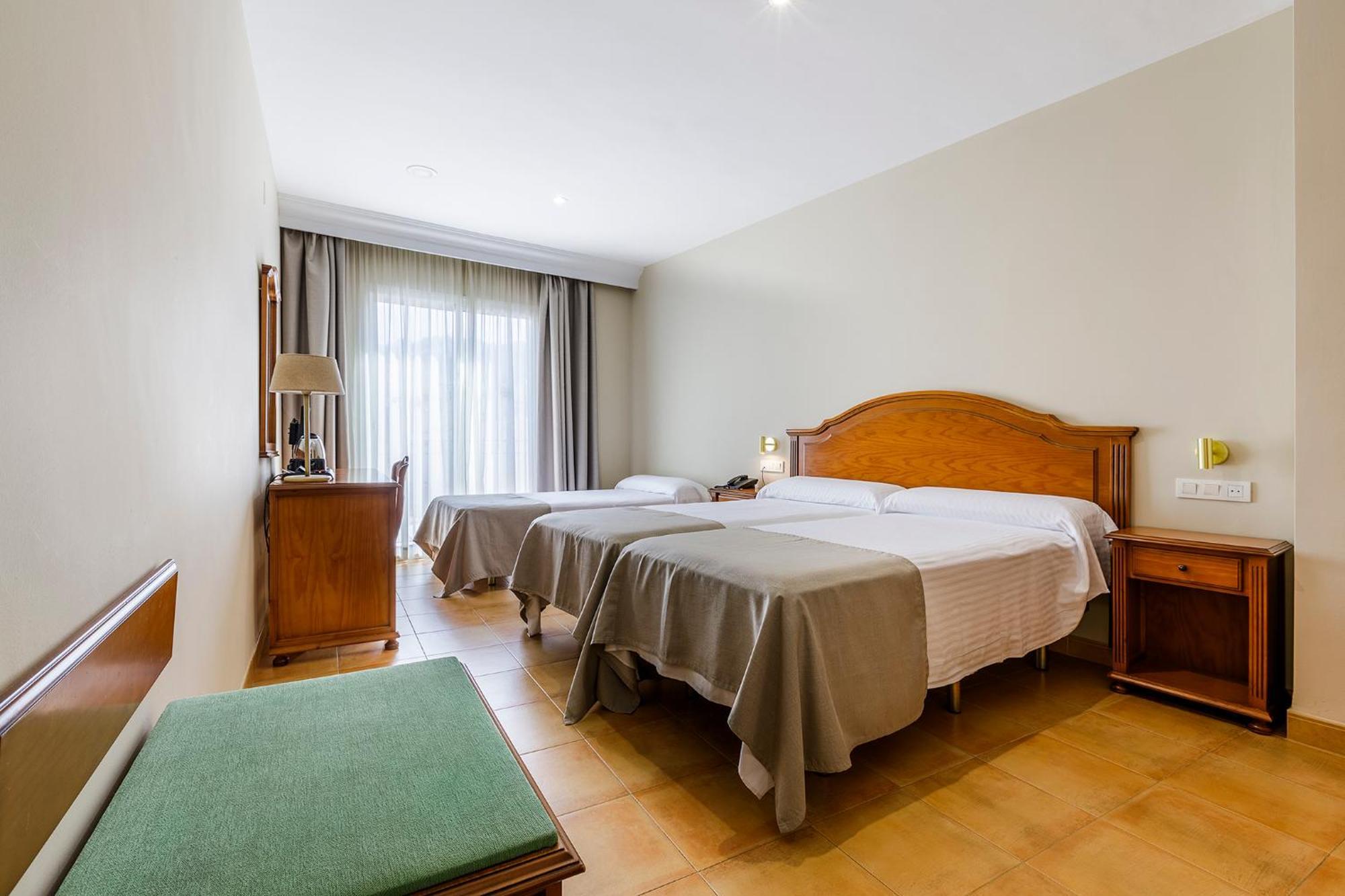 Hotel Almijara - Mares La Herradura  Exteriör bild