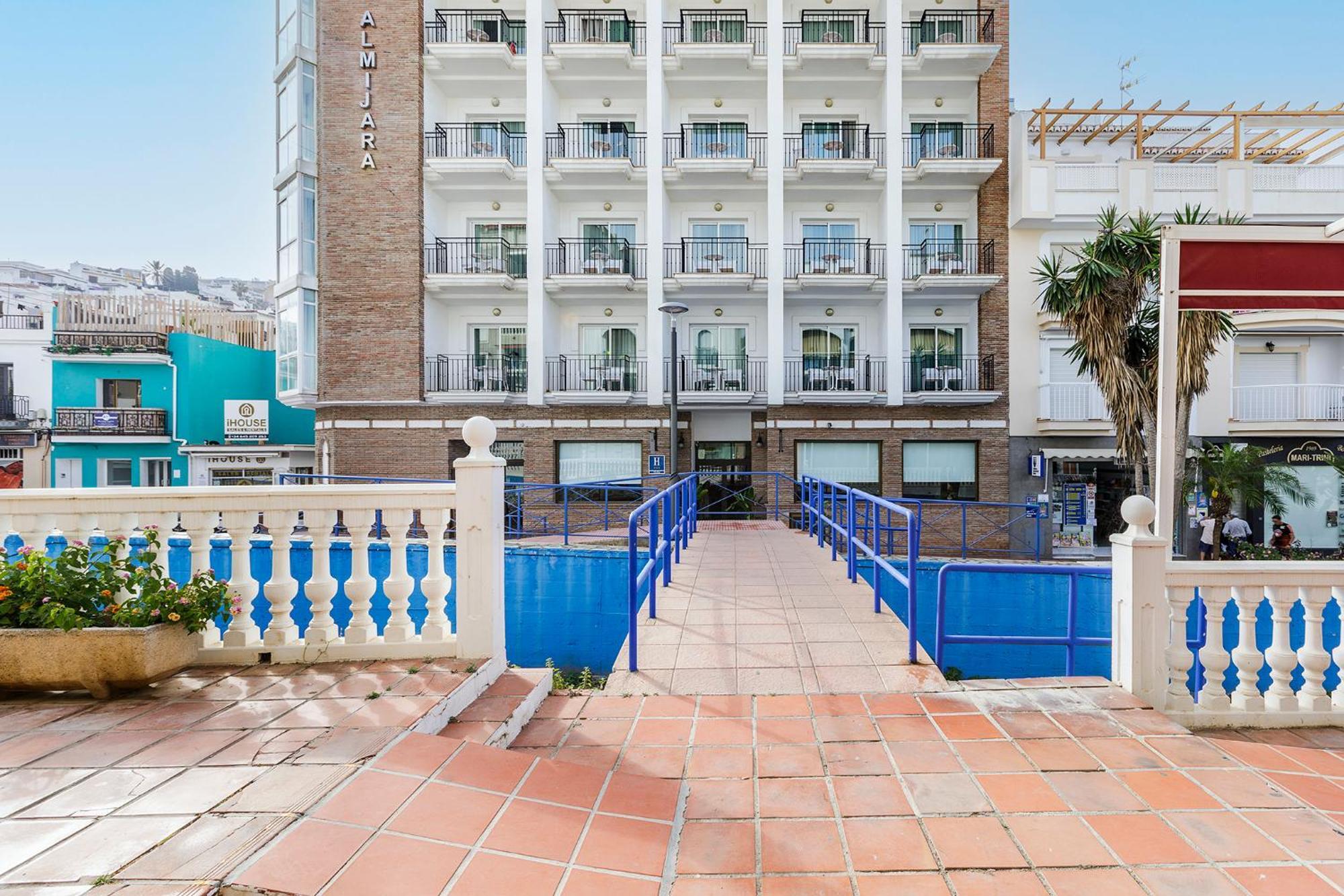 Hotel Almijara - Mares La Herradura  Exteriör bild